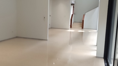 Rumah Area Luxury Simprug, Jakarta Selatan - Harga Menarik 23,5 Miliar