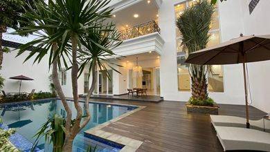 Jual Rumah Megah LT 672 m2 Area Pondok Indah, Jakarta Selatan