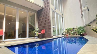 Hunian Mewah di Pondok Indah, Jakarta Selatan, 5 Kamar Tidur, LT 305m²