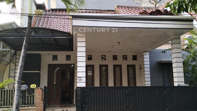 Rumah Elegan di Cakung, Jakarta Timur, 3 KT, LT 150m²
