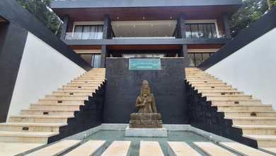 Free Luxury Villa. Land Terace Easy For Build 