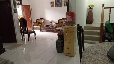 Promo Rumah di Denpasar Selatan, Denpasar, LB 100m², Harga 2 Miliar