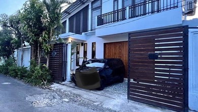 Hunian Mewah di Kawasan Mumbul, Badung, LB 300m², Harga 6 Miliar