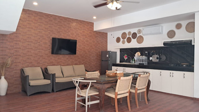 Rumah Prestisius di Kawasan Kerobokan, Badung, LB 250m², Harga 6,3 Miliar