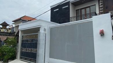 Rumah Dijual di Denpasar Barat, Denpasar, LB 135m², Harga Terbaik!