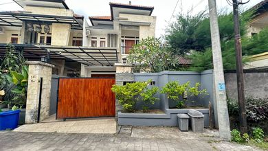 Penawaran Eksklusif, rumah Mewah di Renon, Denpasar, LB 159m²