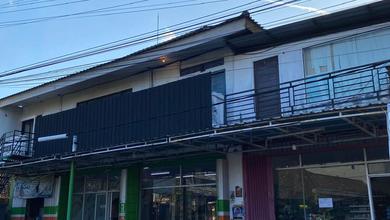 Rumah Kos Plus Ruko di Jalan Pulau Misol Dekat Akasaka