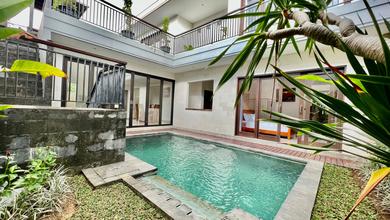 Brand New Da La Rizza Villa Lokasi Area Seminyak 