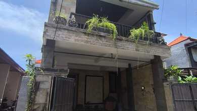 Kesempatan Rumah di Denpasar Barat, Denpasar, LB 117m², Harga 2,3 Miliar