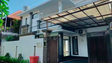 Villa 2 Lantai Lokasi Seputaran Sanur Jalan Tunggak Bingin
