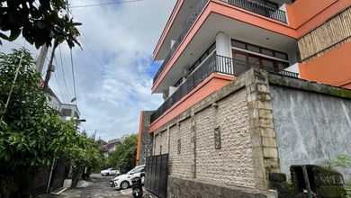 Rumah Mewah di Kuta Selatan, Badung, 10 KT, LT 200m²