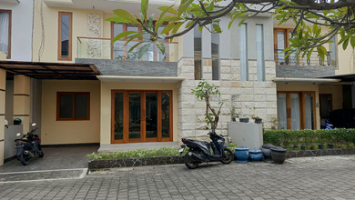Rumah Dijual di Denpasar Selatan, Denpasar, LB 175m², Harga Kompetitif!