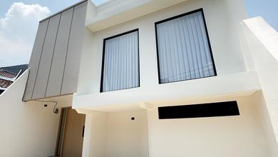 Rumah Area Luxury Kelapa Gading, Jakarta Utara - Harga Menarik 3,6 Miliar