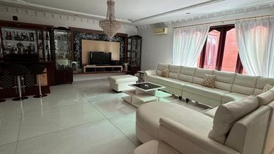 Penawaran Eksklusif, rumah Mewah di Kemayoran, Jakarta Pusat, LB 350m²