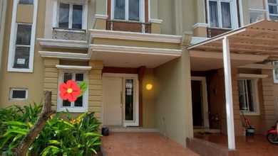 Rumah Megah Unfurnished Lokasi Strategis Kawasan Gading Serpong