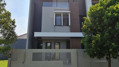 Rumah Mewah di Kawasan Tangerang Kota, Tangerang, LB 345m², Harga 5,9 Miliar