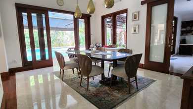 Kesempatan Eksklusif, rumah Mewah di Cilandak, Jakarta Selatan, LB 850m²
