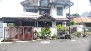 Rumah Mewah di Kawasan Rawamangun, Jakarta Timur, LB 369m², Harga 5 Miliar