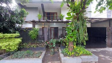 Dijual rumah Mewah di Kebayoran Baru, Jakarta Selatan - LT 246m²