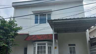 Rumah Dijual di Bintaro, Tangerang Selatan, LB 165m², Harga Terbaik!