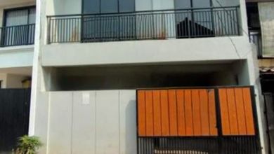 Rumah Dijual di Kebayoran Baru, Jakarta Selatan, LB 180m², Harga Kompetitif!