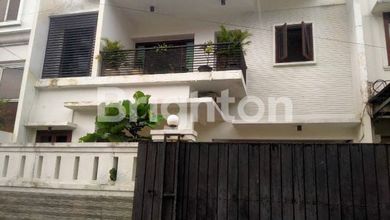Rumah Elit Luas 203 m2, di Pondok Indah, Jakarta Selatan