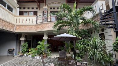 Rumah Prestisius di Kawasan Pondok Pinang, Jakarta Selatan, LB 350m², Harga 6,8 Miliar