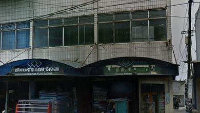 ruko gandeng 2 lantai di ciputat.pinggir jalan ******** ******** nego sampai deal