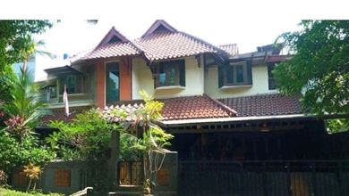 Penawaran Eksklusif, rumah Mewah di Pakubuwono, Jakarta Selatan, LB 285m²