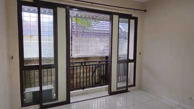 Rumah Sewa Murah Lokasi BSD City, Tangerang, LB 112m²