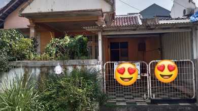 Penawaran Eksklusif, rumah Mewah di Villa Melati Mas, Tangerang Selatan, LB 200m²