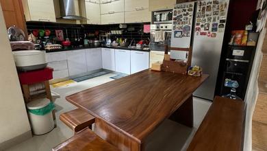 Rumah Sewa Nyaman Lokasi Sektor 9-Bintaro, Tangerang Selatan, LB 160m²