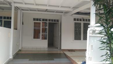 Jual Rumah Strategis di Serpong Regency Melati Mas, Tangerang Selatan - LT 72m²