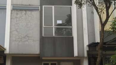 Kesempatan Rumah di Serpong, Tangerang Selatan, LB 60m², Harga 930 Juta