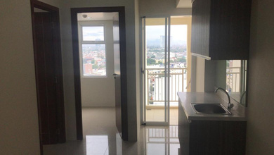 Jual Unit Apartemen Siap Huni 2BR Unfurnished Good Condition
