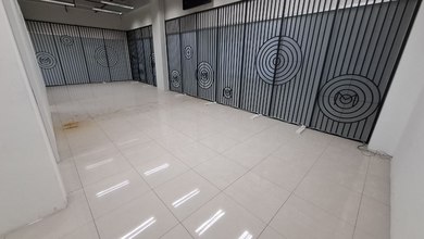 Di Sewa Cepat Lokasi Premium Kawasan Pusat Bisnis! Perkantoran Kawasan Thamrin City , Luas ± 447 M², Area Niaga