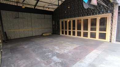 Ruko Lebar 2 Lantai Dilokasi Strategis Di Zona Komersial UNGU Jalan Basuki Rahmat Lt 144 M,lb 280 M,cipinang Jakarta Timur