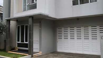 Jual Rumah Siap Huni di Cawang, Jakarta Timur, Luas 250 m2