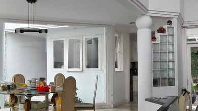 Rumah Elegan di Kelapa Gading, Jakarta Utara, 4 KT, LT 504m²