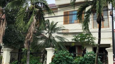 Hunian Prestisius di Kawasan Matraman, Jakarta Timur, LB 600m², Harga 20 Miliar