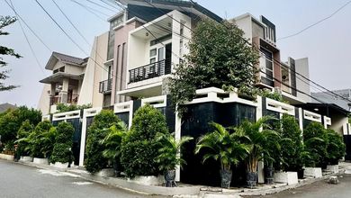 For Sale rumah Premium di Pulomas, Jakarta Timur - LT 281m²
