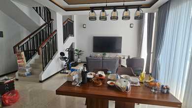 Rumah Elegan di BSD, Tangerang, 4 KT, LT 120m²