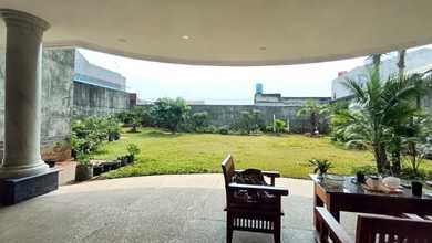 Rumah Area Premium Kemanggisan, Jakarta Barat - Harga Menarik 18,9 Miliar