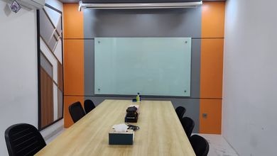 Ruko 4 Lantai Business Park Kebon Jeruk Jakarta Barat