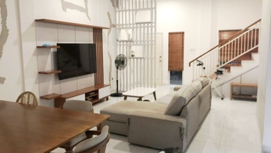 Rumah Dijual di Serpong Regency Melati Mas, Tangerang Selatan, LB 120m², Harga Kompetitif!