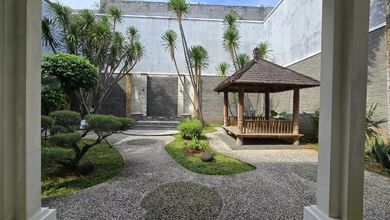 Rumah Area Premium Gading Serpong, Tangerang - Harga Terbaik 15 Miliar