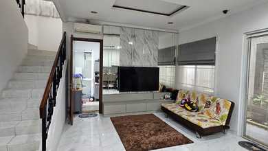 Rumah Mewah di BSD De Park, Tangerang, 3 KT, LT 210m²