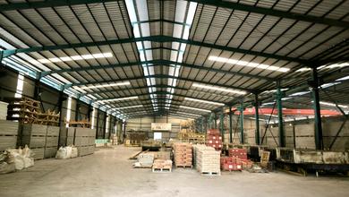 Ex Pabrik Lokasi Strategis Bebas Banjir Akses Kontainer 40ft Pinggir Jalan Raya Di Balaraja Barat 