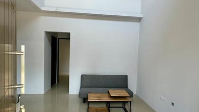 Hunian Favorit di Cisauk, Tangerang, 2 KT, Harga 1,25 Miliar