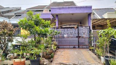 Rumah 2 Lantai Bagus Tidak Banjir di Taman Royal Cipondoh 